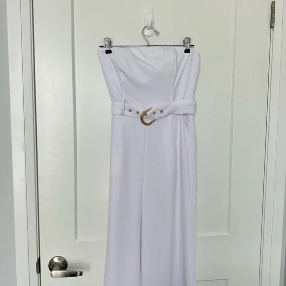 NWT Runaway the Label White Loxana Jumpsuit with Gold Belt - Size XS - Picture 7 of 14